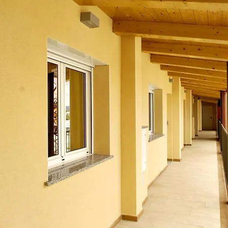 Giuliano Lejlighedshotel Empuriabrava
