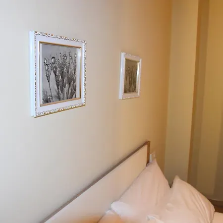 Giuliano Apartahotel 3*