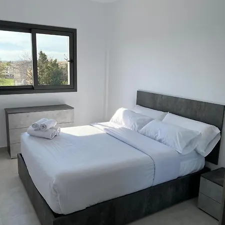 Giuliano Apartahotel Ampuriabrava
