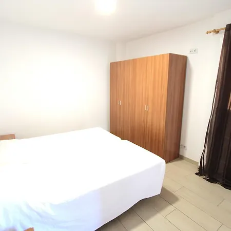 Giuliano Apartahotel