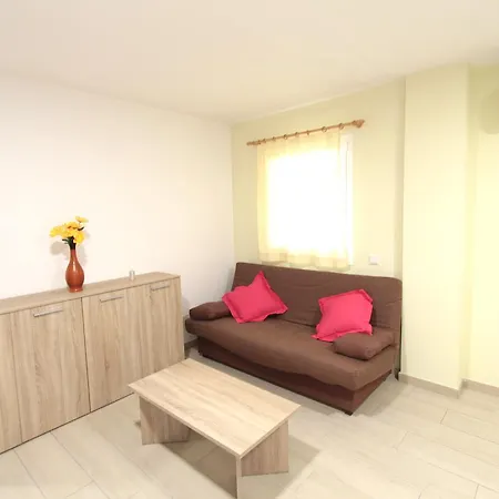 Giuliano Apartahotel