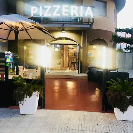 Giuliano 3* Ampuriabrava