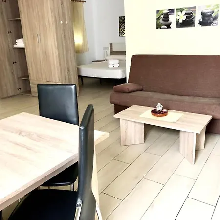Giuliano Apartahotel 3*
