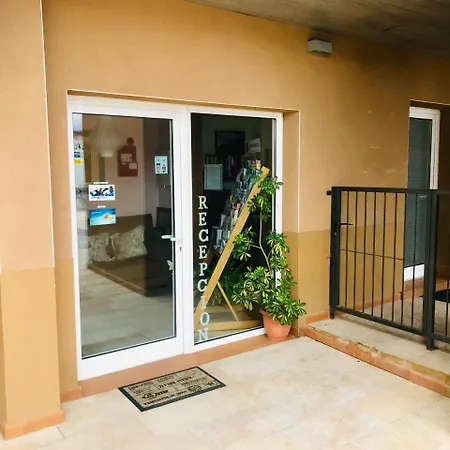 Giuliano Apartahotel 3*